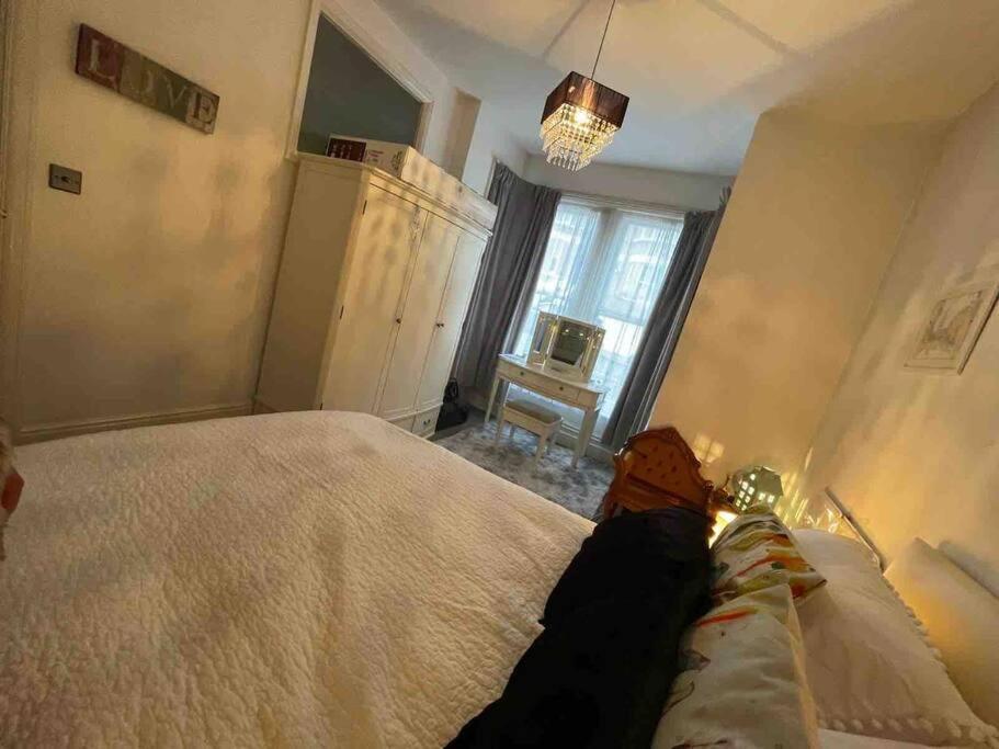 One/Two Bedroom Apartment Close To Sea & Centre Hastings Buitenkant foto