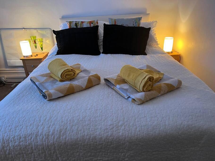 One/Two Bedroom Apartment Close To Sea & Centre Hastings Buitenkant foto