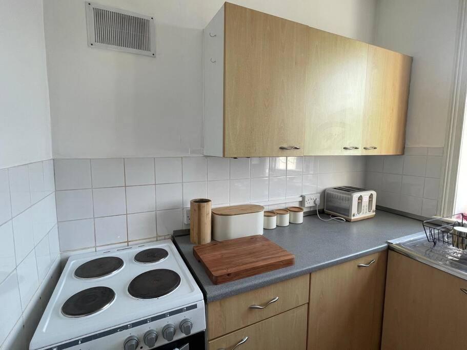 One/Two Bedroom Apartment Close To Sea & Centre Hastings Buitenkant foto